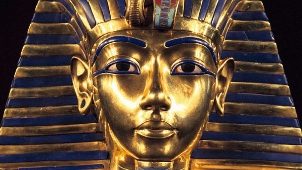 1. Tutankhamon altin maske