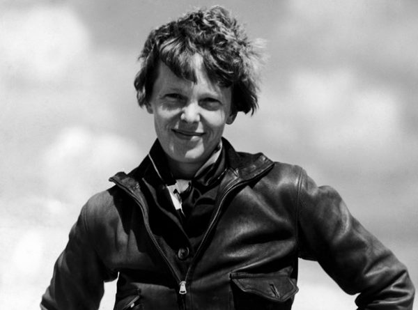 UNITED STATES - 1932: Portrait of aviatrix Amelia Earhart. (Photo by Pictures Inc./Pictures Inc./Time & Life Pictures/Getty Images)