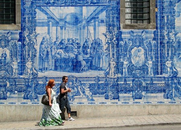azulejo sokak portekiz