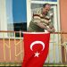 Moda Tasarım Mezununun Objektifinden Türk Erkeklerinin Vazgeçilmezi  12 Çizgili Tişört Modası Fotoğrafı