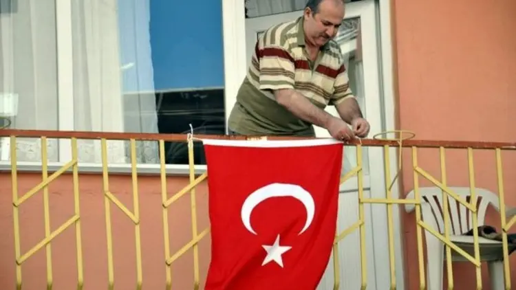 bayrak asan amca
