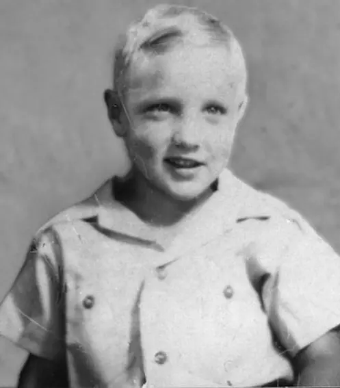 elvis-aaron-presley