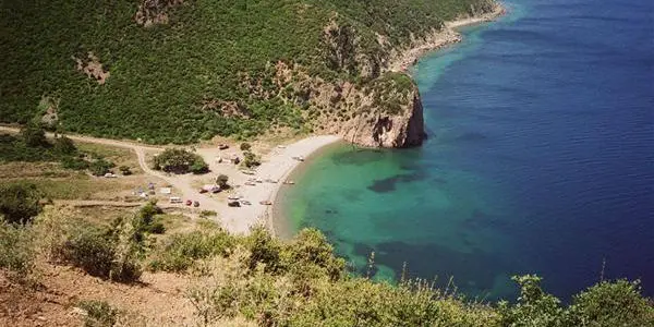komur-limani