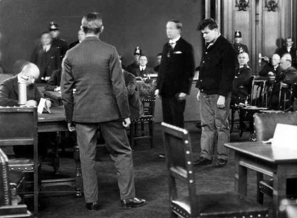 01 Marinus van der Lubbe tijdens zijn proces. 1933