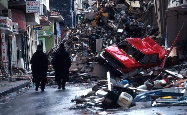 Earthquake in Turkey. 1999.