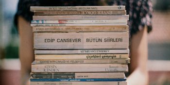 Herkese Şiiri Sevdirecek Kütüphanenizde Mutlaka Bulunması Gereken 18 Şiir Kitabı