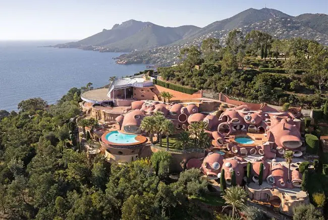 07Le Palais Bulles