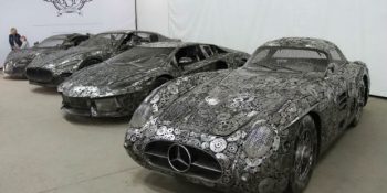 Hurdalıktan Toplanan Parçalarla Yapılan Gerçeğini Aratmayan Otomobil Maketleri