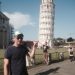 Pisa Kulesindeki Turistleri Trolleyerek Çok Daha Güzel Fotoğraflar Yakalayan Adam