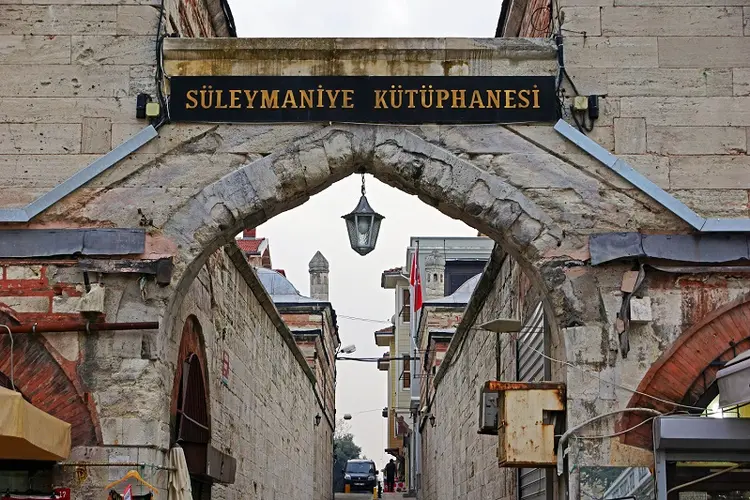 suleymaniye-kutuphanesi