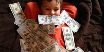 Yalnızca Tek Çocuk Olanların Anlayabileceği 12 İyi mi Kötü mü Karar Veremediğimiz Durum