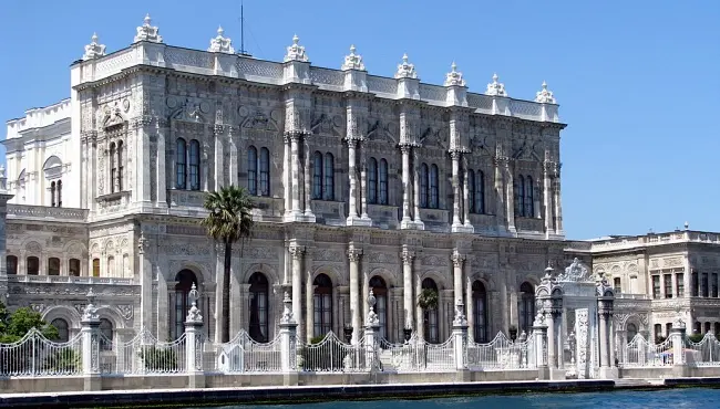 Dolmabahce-Sarayi-Giris-Ucreti