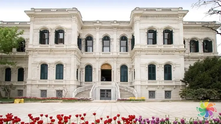 Yıldız-Sarayı-Büyük-Mabeyn-Köşkü