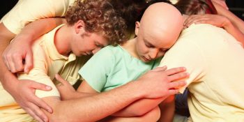 İsmini Anmaya Bile Korkuttuğumuz ve Çağımızın Hastalığı Olan Kanser Hakkında  Dile Getirilmesi Gerekenler