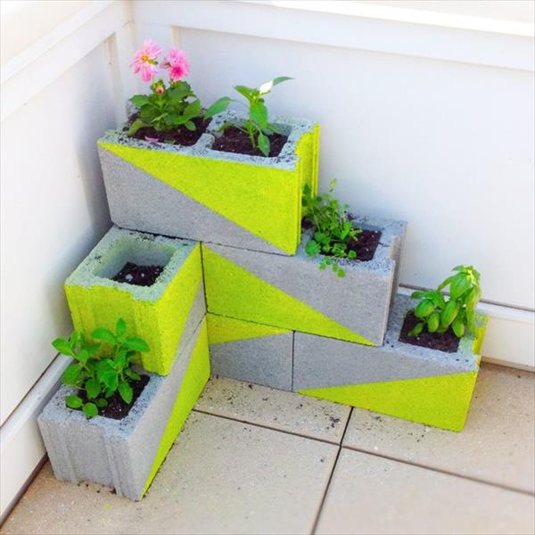diy-concrete-blocks-garden