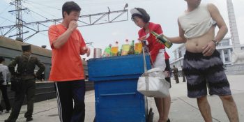 Kuzey Kore’nin Gündelik Yaşamına Işık Tutan Görüp Görebileceğiniz En Samimi 32 Fotoğraf