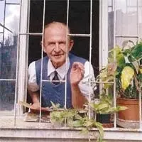 ozer-iplikci