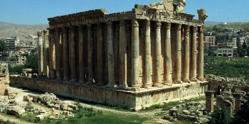 Zamanın İmkanlarıyla Nasıl Yapıldığına Hayret Ettiğimiz 8 Antik Dönem Yapısı