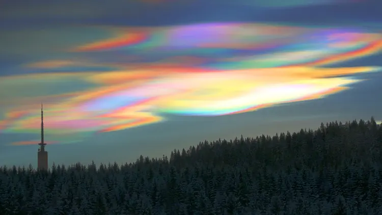 Nacreous clouds
