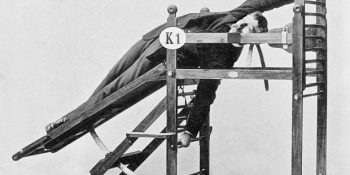 İnsanların Takım Elbiseyle Spor Yaptıkları Eski Fitness Salonlarından 19 Saygılı Fotoğraf