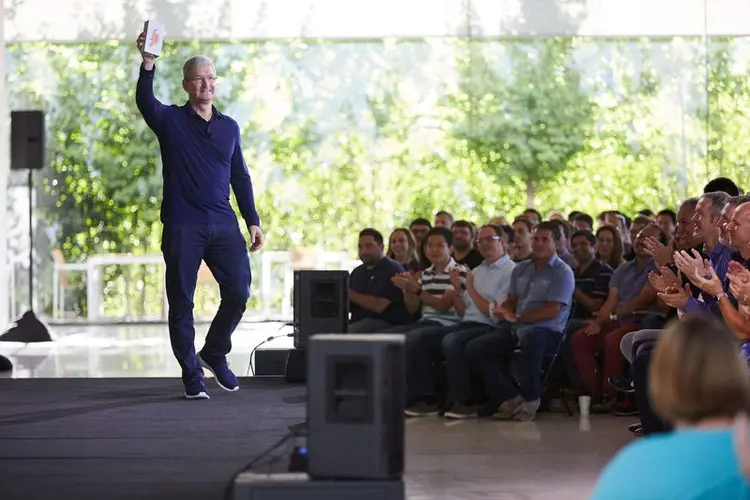 iphone-1-milyar