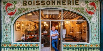 Kendinizi Woody Allen Filminde Gibi Hissedeceğiniz, Paris Sokaklarından 18 Rengarenk Vitrin