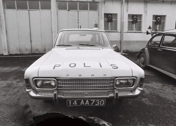 polis-arabası-17