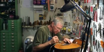 Müzik Hiç Susmasın Diye Çalışan Eli Öpülesi Ustalar: Müziğin Gizli Kahramanları Luthierler