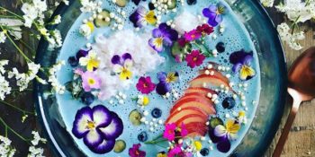 Hindistan Cevizi Yağıyla Hazırlanmış Vasiliy Kandinsky Tabloları Gibi Rengarenk Tabaklar