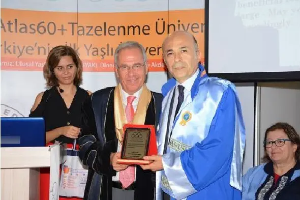 turkiye39nin-ilk-60-yas-ustu-universitesi-antalya39da-acildi-h