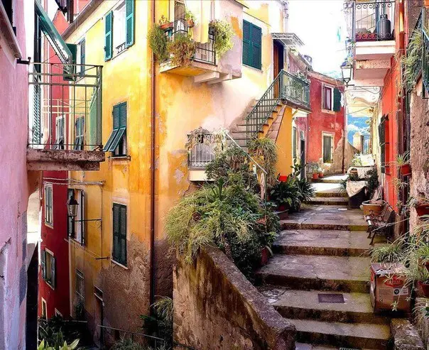Cinque_Terre_monterosso-gezilecek