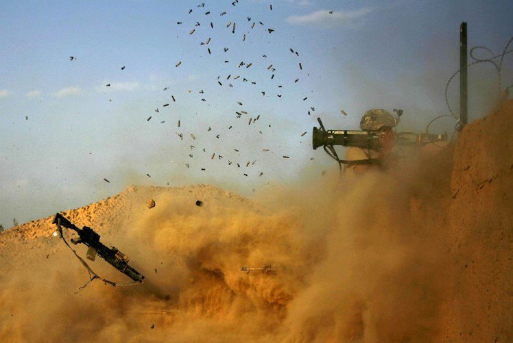 Perfectly-Timed-Military-Photos-37