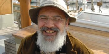 11 İmgeleri Dinleyen Şiiriyle Türkiye’nin Umberto Eco’su: Enis Batur