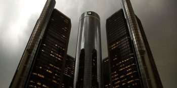 Kötü Adamlar Dünyayı Ele Geçirse Kesin Burada Kalırlar Diyeceğiniz 30 Korkunçlu Bina