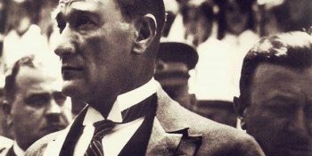 Karizmanın Tanımını Yapan, Tarihten 25 Etkileyici Poz