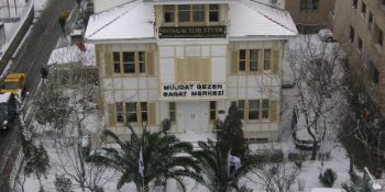 Müjdat Gezen Sanat Merkezi’nin Kundaklanması ve Sosyal Medyadan Gelen Tepkiler