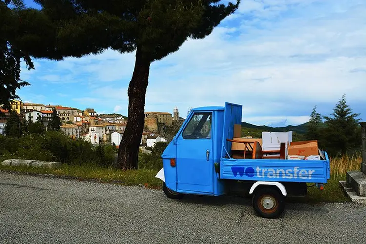 biancoshock-real-life-internet-elderly-italian-village-web-0.0-civitacampomarano-designboom-05