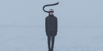 Yaşadığı Uzun Depresyon Dönemini Fotoğraflarla Anlatan Gabriel Isak’ın Mavi Yolculuk’u