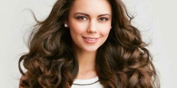 Gür ve Kalın Telli Saçlara Sahip Kadınların Her Satırında “Aynı Ben” Diyeceği 18 Tespit