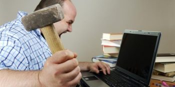 Sabırsız İnsanların Bizleri Çileden Çıkardığı 14 Durum