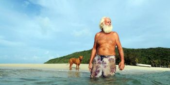 Varlıklı Hayatını Bırakıp Bir Adada Yaşamaya Başlayan Modern Zaman Robinson Crusoe’u