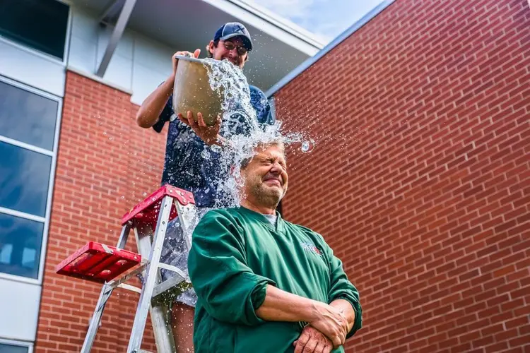 ice-bucket-5