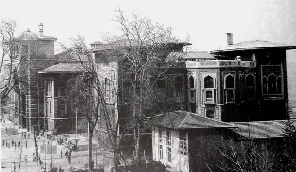 istanbul_erkek_lisesi_guneybati_cepheden_19821