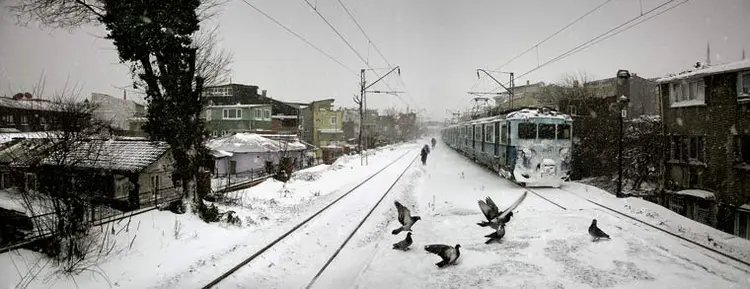 suburbantrain