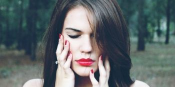 Her Kadının Mutlaka Bilmesi Gereken Stresin 11 Fiziksel Belirtisi