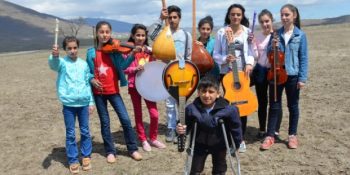 Tutkuların Peşinden Giden Aslı Öğretmenin Öğrencileriyle Birlikte Yazdığı Başarı Hikayesi