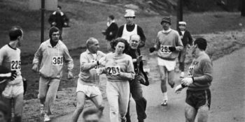 Yalnızca Erkeklerin Yarıştığı Boston Maratonu’nda Koşan İlk Kadın: Kathrine Switzer