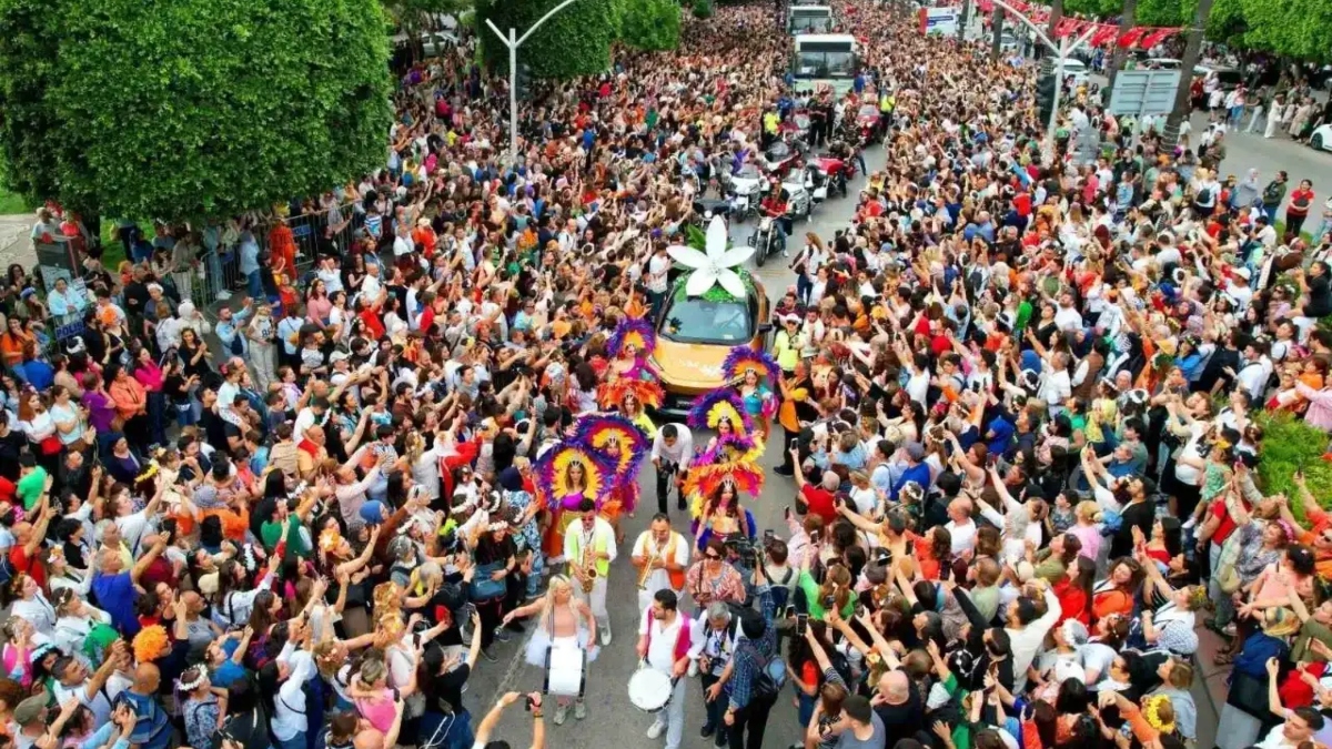 2026 Portakal Çiçeği Karnavalı Nisan Ayında Adana'da | ListeList.com