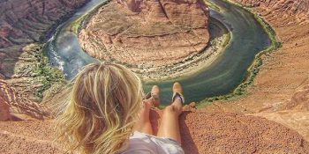 Yalnız Seyahat Eden Gezginlerin Fotoğraftan Mahrum Kalmamaları İçin 12 İpucu