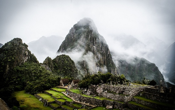 3Machu-Picchu-Short-Inca-Trail-Day-2-5